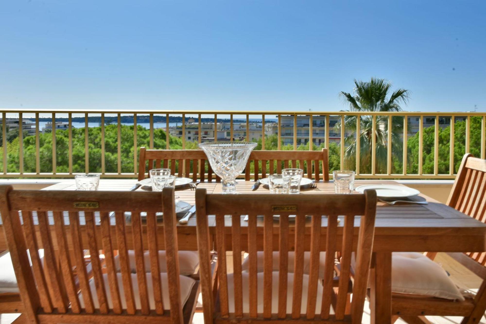Close To Downtown Cannes Swimming Pool And Sea View 外观 照片